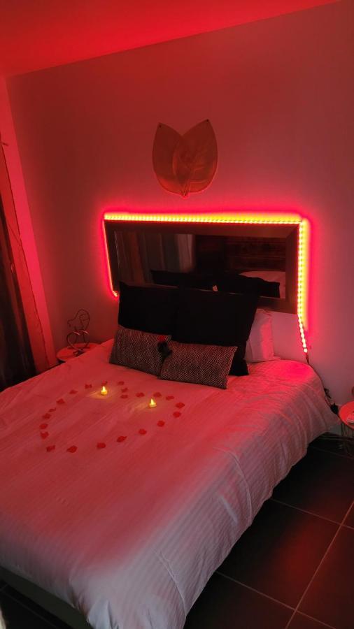 Nid'Amour L'Hirondelle Bézenac Exteriér fotografie
